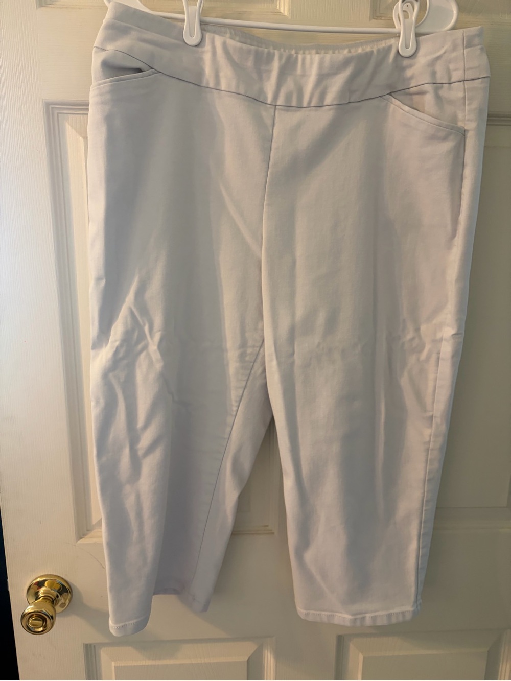 Croft & Barrow Effortless Stretch White Capri Pants Women’s 16 Regular
